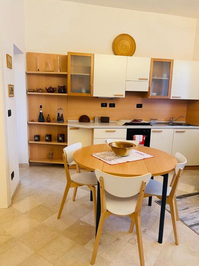 Apartament Veba Ferrara Centro Zewnętrze zdjęcie