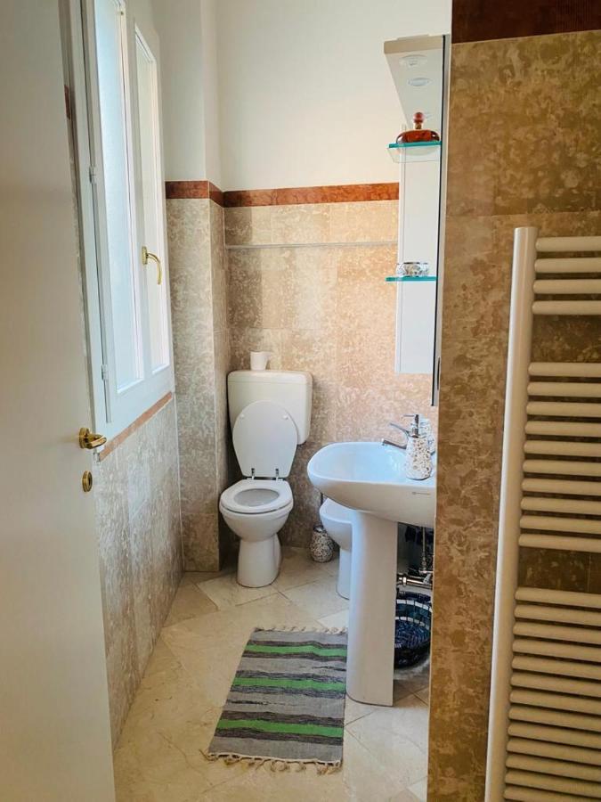 Apartament Veba Ferrara Centro Zewnętrze zdjęcie